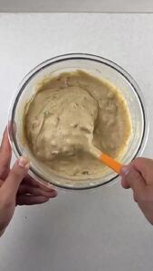 کیک خرما و شکلات رژیمی، شیرینی سالم با طعمی بی‌نظیر+ فیلم