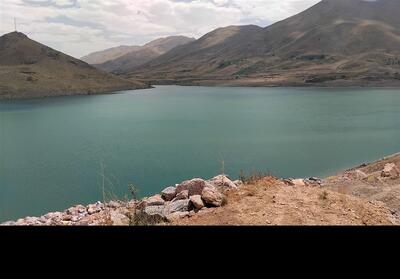 بازدید خبرنگاران لرستان از سد کمندان؛ تأمین آب 4300 هکتار زمین کشاورزی - تسنیم