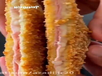 اسنک سوخاری با نان تست