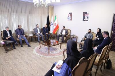 نشست مدیران مرکز نوآوری همتا با وزیر ورزش و‌ جوانان