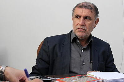 رئیس اسبق جهاددانشگاهی صنعتی اصفهان تاکید کرد: بازنگری در مأموریت‌های جهاد دانشگاهی، ضرورتی برای ماندگاری در منظومه علم و فناوری