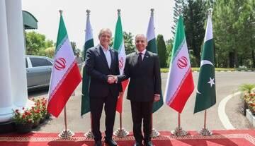 بسترسازی همکاری نظامی چراغ‌ خاموش ایران و پاکستان