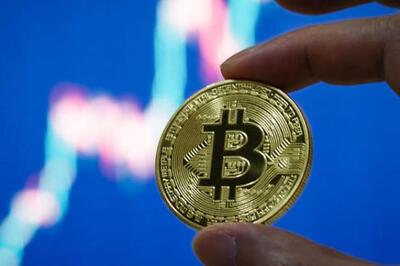 پیشتازی تقاضای نهادی بر عرضه جدید بیت‌کوین در سال 2025