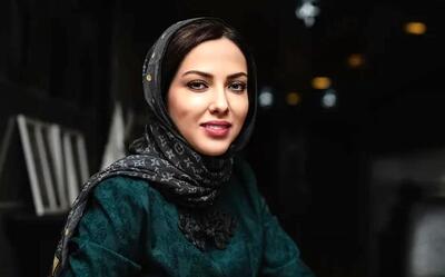 عکس چهرۀ «لیلا اوتادی» در ۱۹ سالگی در اولین فیلمش؛ سال ۱۳۸۱