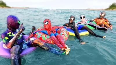 کارتون نبرد مرد عنکبوتی و اسپایدرمن | spiderman | نبرد جدید در جنگل!