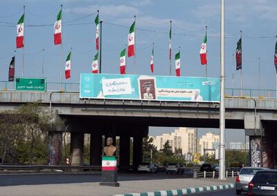 اکران آثار خبرنگاران نویسنده  در سطح شهر