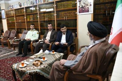 امام جمعه اصفهان: زندان باید محیطی برای هدایت و اصلاح باشد