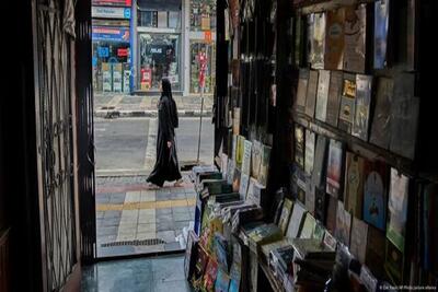 ماجرای حمله پلیس به کتاب‌فروشی‌ها در هند