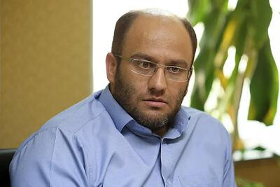 دولت یک بار برای همیشه واردات خودرو را تعیین و تکلیف کند