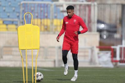 مقصد غافلگیرکننده مدافع ناموفق پرسپولیس