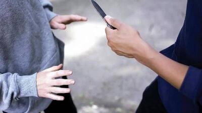 تصاویر تکان‌دهنده زورگیری از یک مادر و کودک در شرق تهران
