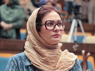 زمان وبگردی ؛ پریوش نظریه بازیگر طاووس الملوک در گیلدخت به همراه دختر زیبایش