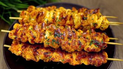 طرز تهیه جوجه کباب در ماهیتابه / بدون منقل و زغال جوجه درست کنید