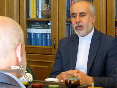 شرط بندی آمریکا بر اسب بازنده