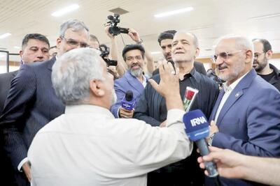 این چه بازدید سرزده‌ای بود که خبرنگار صداوسیما هم آنجا بود و با پزشکیان مصاحبه کرد؟!