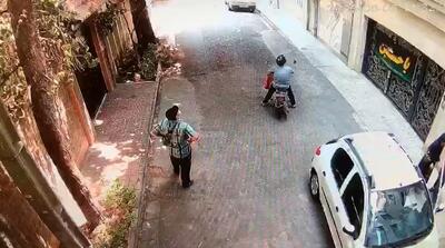 تصاویر زورگیری وحشیانه از یک مادر و کودک