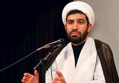 معرفی قرآن و پیامبر؛ راهبردی‌ترین شیوه جهانی‌شدن اسلام - تسنیم