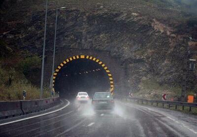 آغاز بارش‌ها در محورهای مواصلاتی مازندران