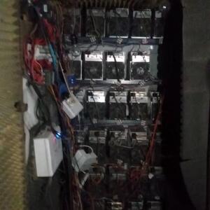 ماینر برق خوار در تبریز خاموش شد