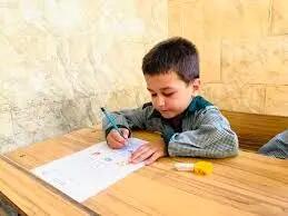 چگونه کودکان با پشتکار تربیت کنیم؟