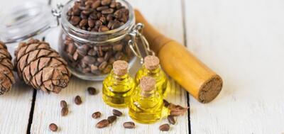 روغن چوب سدر از روغنهای گیاهی شگفت انگیز برای درمان بی خوابی و پوسیدگی دندان!