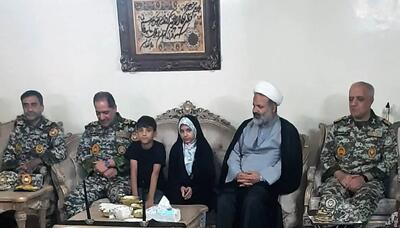 امیر صباحی فرد با خانواده شهید بوستان افروز دیدار کرد