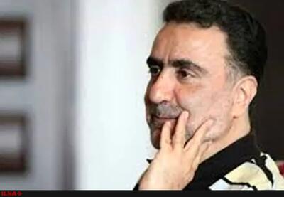 زندانی سیاسی از انتقال با دستبند و پابند و لباس زندان، مصون است/ قوه قضائیه با متخلفان برخورد کند