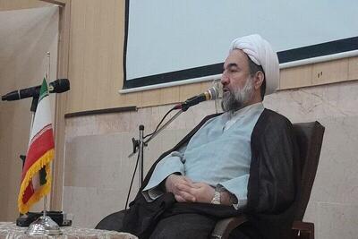 امام جمعه زاهدان: برخی با شبهه‌افکنی و ایجاد انحراف فکری به دنبال پوچ کردن جوامع اسلامی هستند/ نقش رهبر انقلاب در دفاع از کشور بی‌بدیل است
