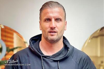 افشاگری تکان‌دهنده یک پرسپولیسی؛ فوتبال ایران دست ۱۰، ۲۰ نفر است! - پارس فوتبال