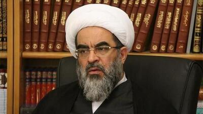 هیچ‌کس به اندازه مقام معظم رهبری به مبانی امام راحل آگاهی ندارد