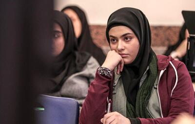 عکس «ریحانه پارسا» در کنار «مهدی سلطانی» در اتاق گریم سریال «پدر»؛ سال ۹۷