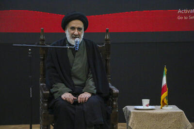 مکتب امام حسین (ع) انسان‌ساز است