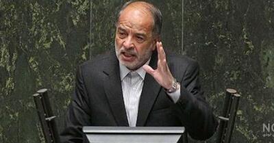 انتخاب لاریجانی می‌تواند تاثیرات مثبتی در تصمیم‌گیری‌های کلان اقتصادی، صنعت و بازار سرمایه داشته باشد