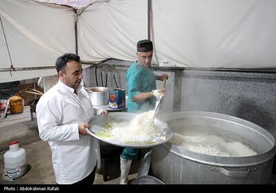 موکب شهدای بانک صادرات همدان میزبان زائران حسینی- فیلم فیلم استان تسنیم | Tasnim