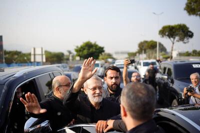 عکس/ استقبال از لاریجانی در فرودگاه رفیق حریری بیروت