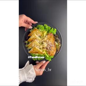 سالاد سزار کلاسیک؛ طعمی بی‌نظیر و خاص