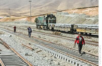 رویای اشتغال پایدار در جامعه کارگری / پیامدهای ناپایداری اشتغال برای طبقه‌متوسط