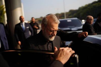 فرودگاه رفیق حریری،بیروت،۲۲ مرداد ۱۴۰۴ ؛ کدام مقام لبنانی از دبیر شورای عالی امنیت ملی ایران استقبال کرد