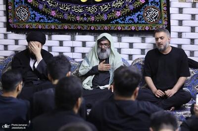 حضور سیدعلی خمینی در یک موکب + عکس