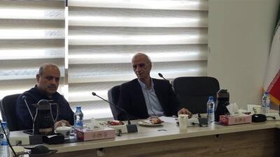 تمرکز بر ساماندهی مجوزها و بهبود بیمه رانندگان، در دستور کار کمیسیون حمل‌ونقل اتاق سمنان