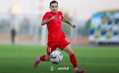 احتمال ماندگاری وینگر مغضوب هواداران پرسپولیس با یک حامی و یک اتفاق - پارس فوتبال