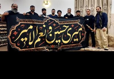 ‌خدمت فرهنگی یک خانواده هنرمند به زائران اربعین+تصاویر - تسنیم