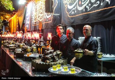 جاماندگان در خدمت زائران/ کربلای کوچک عاشقان در دل اصفهان+فیلم - تسنیم