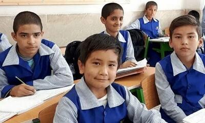 توقف ثبت‌نام دانش‌آموزان اتباع غیرمجاز با دستور وزارتخانه