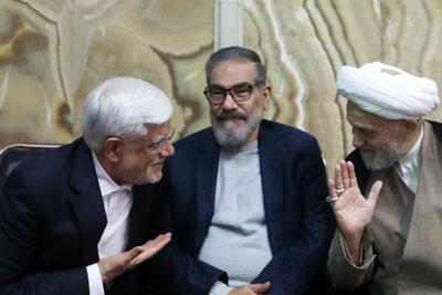 عکس «شمخانی» با لباس عربی در مراسم افطاری در اهواز؛ سال ۱۴۰۲