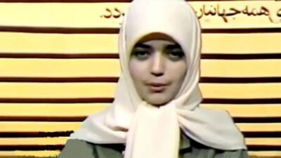 تصویر روز | تیپ و چهره الهه رضایی، مجری محبوب دهه 60 در 61 سالگی | گلی شی