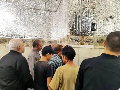 حضور جواد ظریف بر مزار شهید رییسی