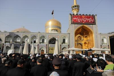 گزارش تصویری: عزاداری اربعین حسینی در حرم امام رضا(ع) | شفقنا، آخرین اخبار ایران و جهان