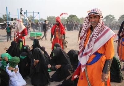 عشق به حسین(ع) مرز نمی‌شناسد؛ جلوه‌های اربعین در سرایان با نوای جابر - تسنیم