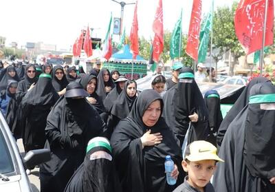راهپیمایی دلدادگان حسینی در مهدیشهر؛ سوگواران جامانده از کربلا، پا به پای عشق+فیلم - تسنیم